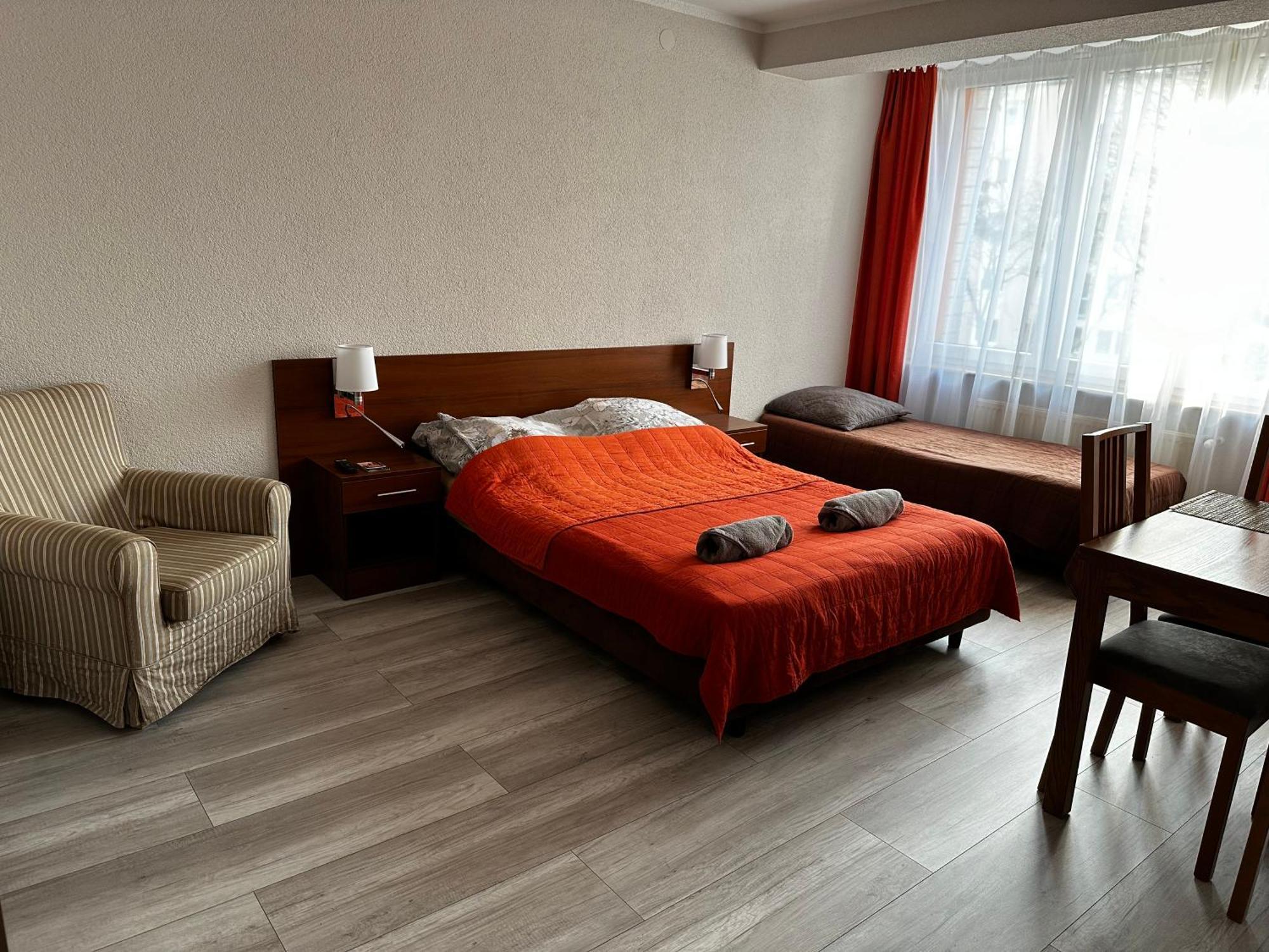 Kompleks Apartament-Serwis Cracóvia Exterior foto