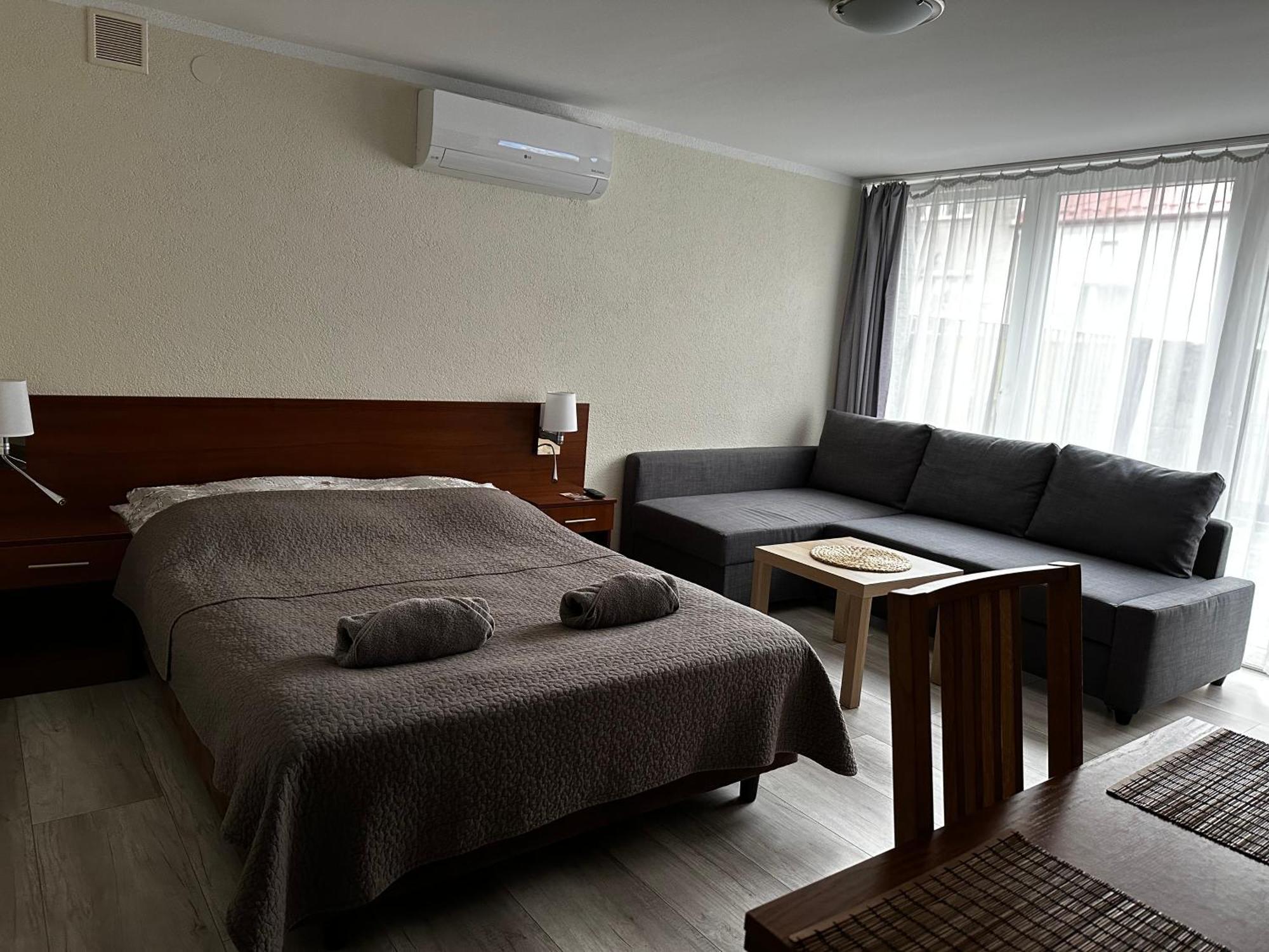 Kompleks Apartament-Serwis Cracóvia Exterior foto