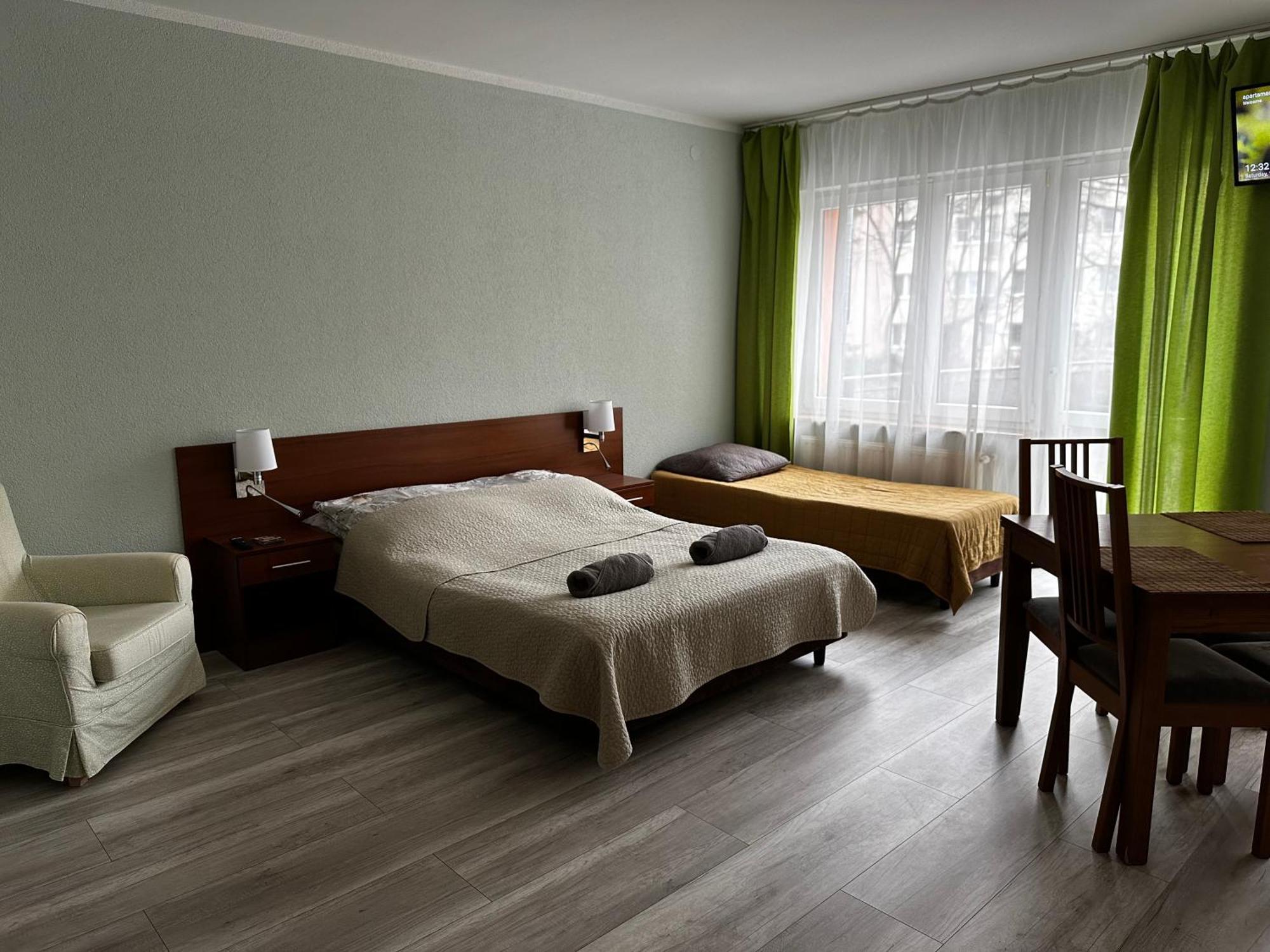 Kompleks Apartament-Serwis Cracóvia Exterior foto