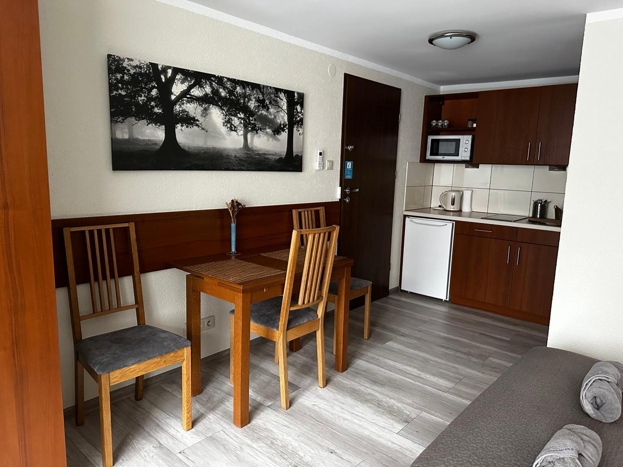 Kompleks Apartament-Serwis Cracóvia Exterior foto